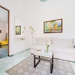 Couette-café Florida 4*