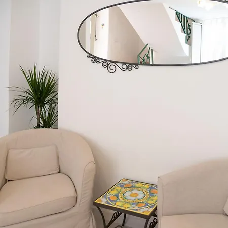 Bed & Breakfast Florida 2*