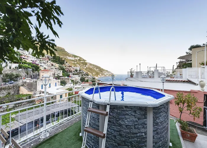 Florida Oda ve Kahvaltı 4*