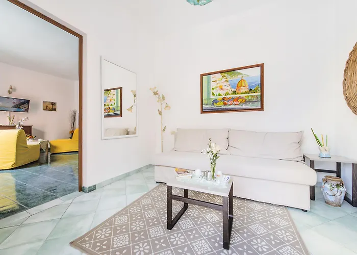 Oda ve Kahvaltı Florida 4*